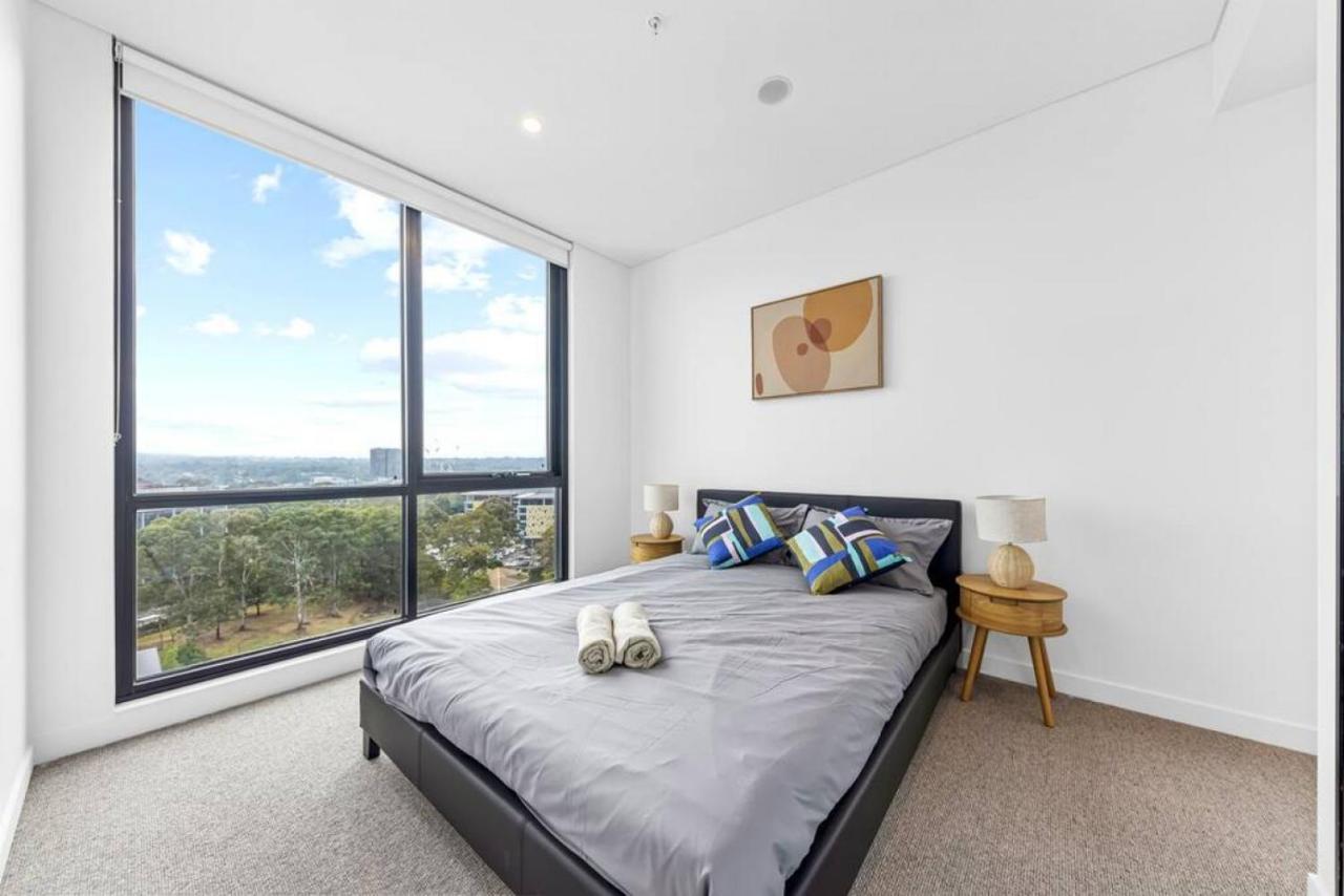 Exquisite High-end Retreat In Macquarie Park Apartment